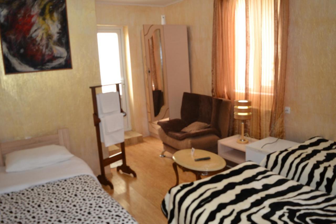 Hotel Mkudro Kutaisi Ngoại thất bức ảnh
