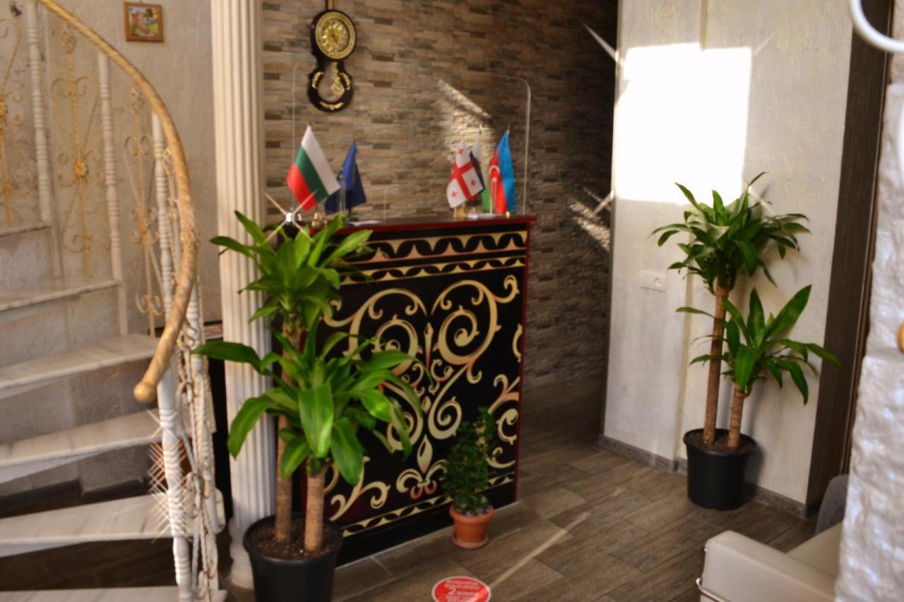 Hotel Mkudro Kutaisi Ngoại thất bức ảnh
