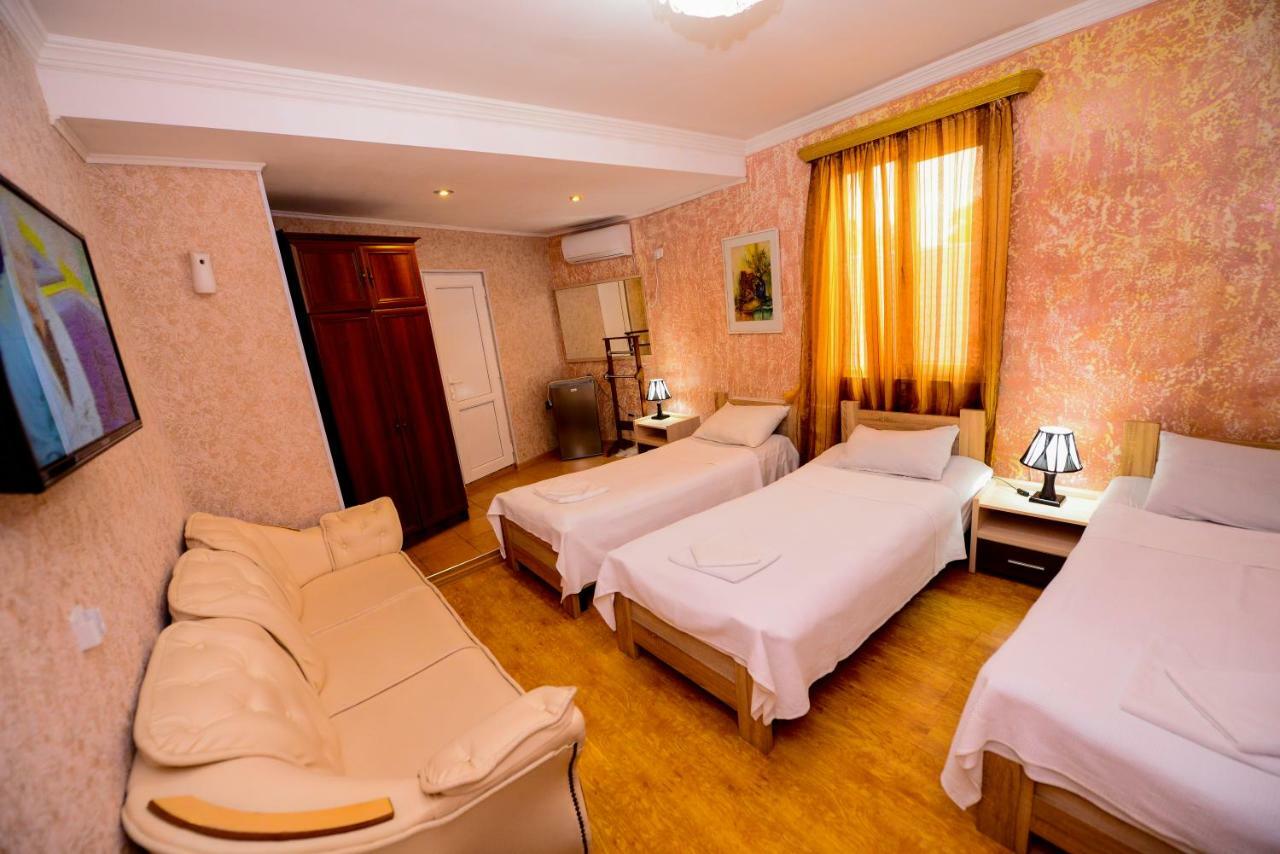 Hotel Mkudro Kutaisi Ngoại thất bức ảnh