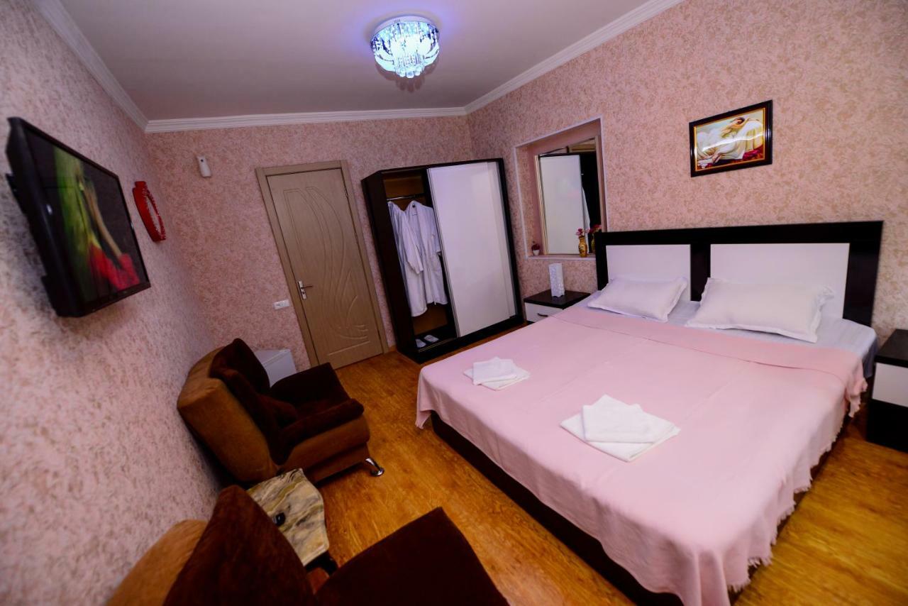 Hotel Mkudro Kutaisi Ngoại thất bức ảnh